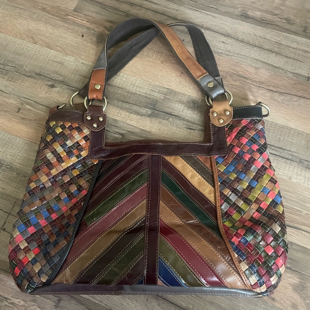 AmeriLeather Hazzell handbag